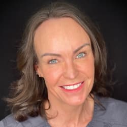 Leanne Branton 250X250
